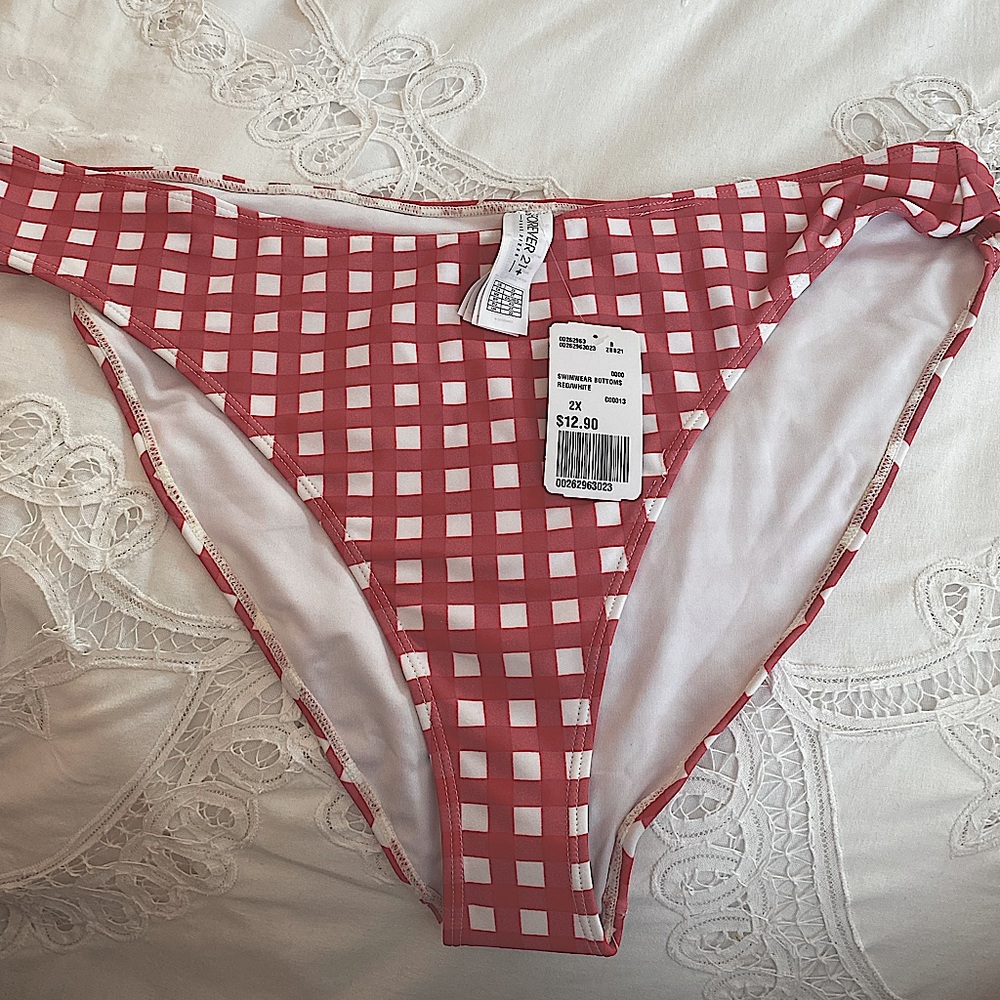 NWT Forever 21 swim bottoms